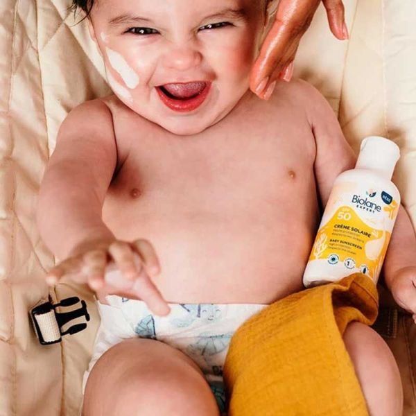 Biolane Expert Crème Solaire Bébé SPF50 haute protection, résiste à l'eau (50 ml)