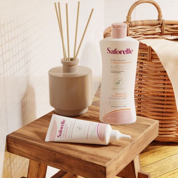 Saforelle Soin Lavant Ultra Hydratant 2-en-1 à l'extrait de bardane (100 ml)