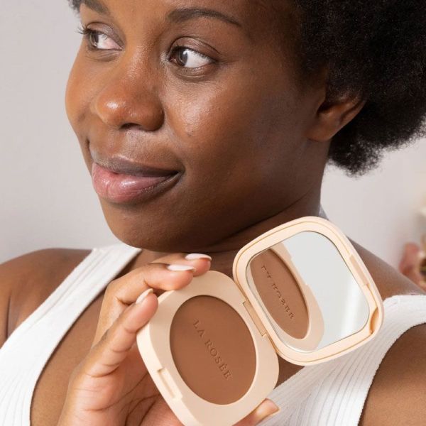 La Rosée Recharge Poudre Compacte Soin à l'abricot Bio Teinte 04 Foncé (8 g)