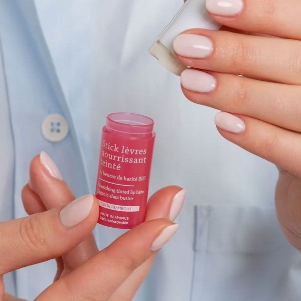 La Rosée Stick lèvres nourrissant teinté au beurre de karité bio rechargeable (4,5 g)