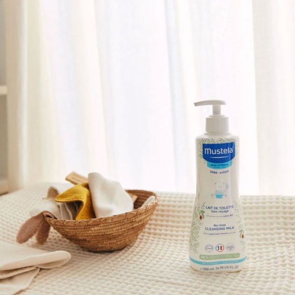 Mustela Bébé Lait de Toilette sans rincage à l'avocat bio (500 ml)
