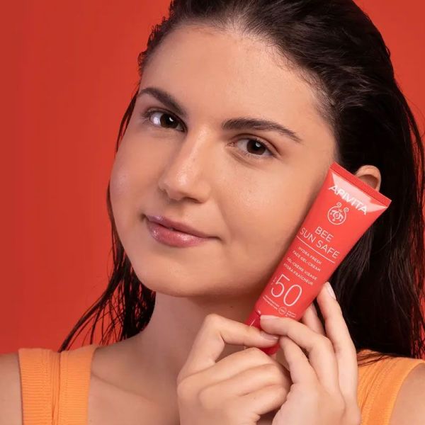 Apivita Bee Sun Safe Gel-Crème Visage Hydra Fraîcheur SPF50 (50 ml)