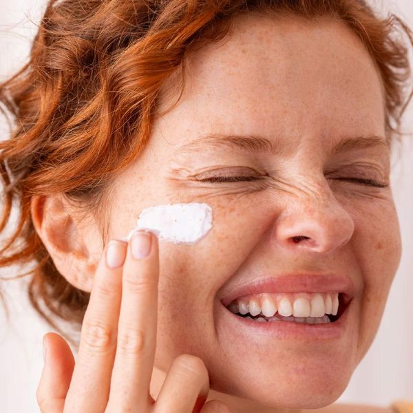 SVR [C20] Biotic Crème uniformisante lissante (50 ml, rechargeable)