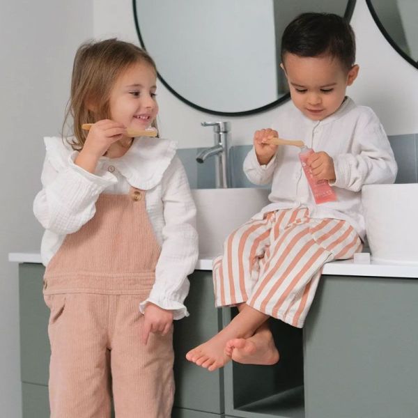 Mon Petit La Rosée Dentifrice à la fraise bio avec fluor 1-6 ans (50 ml)