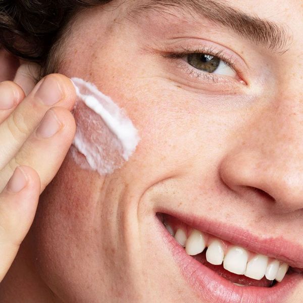 SVR Hydraliane Crème Légère hydratation intense peaux sensibles & mixtes (50 ml)