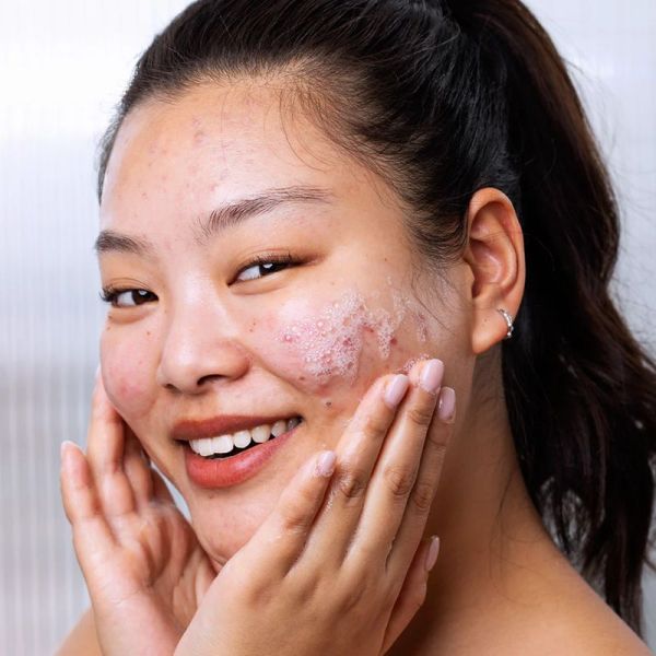 SVR Sebiaclear Gel Moussant anti-imperfections, purifiant, désincrustant (100 ml)