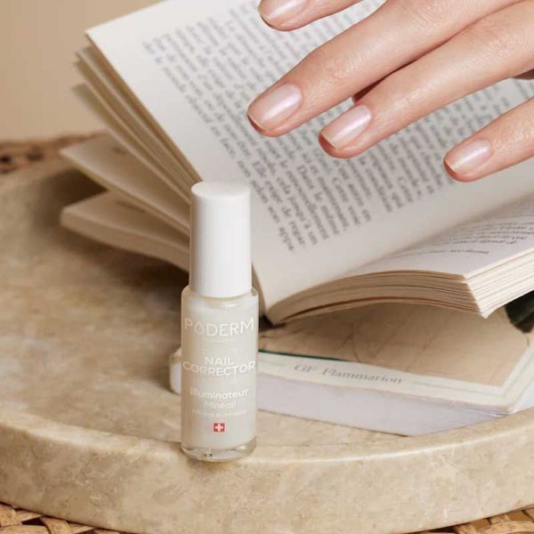 Poderm Professional Poderm Nail Corrector Vernis Illuminateur Minéral (8 ml)