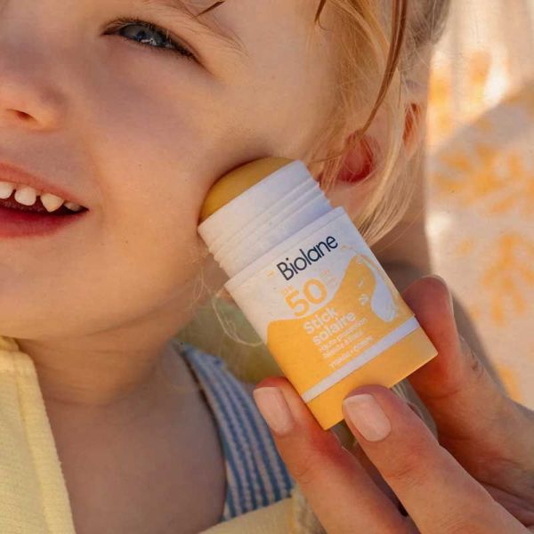 Biolane Stick Solaire Bébé SPF50 visage et corps haute protection, résistant à l'eau (20 ml)
